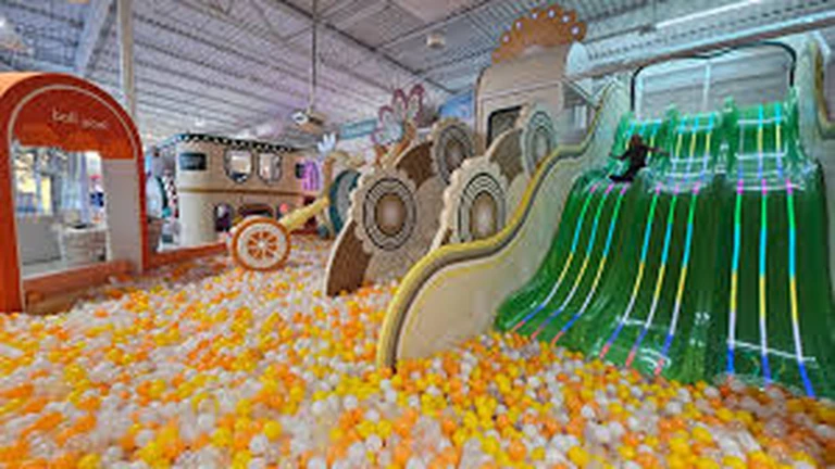 Outdoor Simple Fun Playground Omega ekran görüntüsü