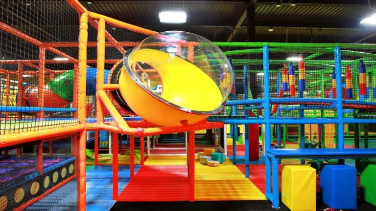 Outdoor Rainbow Water Park Playground ekran görüntüsü
